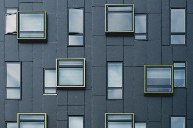 5 Door Tech Trends for the Modern Home